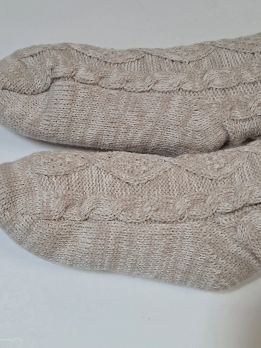 UGG Slipper Socks Cream Color - Picture 6 of 13